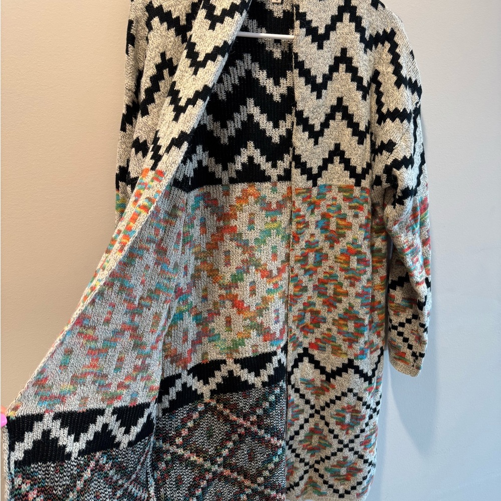 Debut Multicolor Patterned Cardigan - Picture 4 of 7